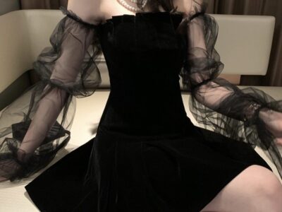 The Temperament Mesh Bubble Sleeve Off-Shoulder Waist Dress in Stunning Black