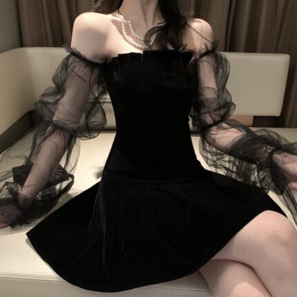 Temperament Mesh Bubble Sleeve Off-Shoulder Waist Dress in Stunning Black
