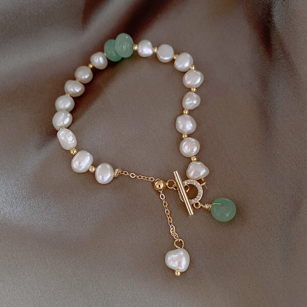 Women Irregular Freshwater Pearl Adjustable Bracelet - Image 4